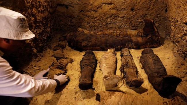 Msr'da 12'si ocuklara ait 50 mumya bulundu